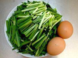 韭菜跟什么食物不可以一起吃,韭菜不能和哪些食物一起吃