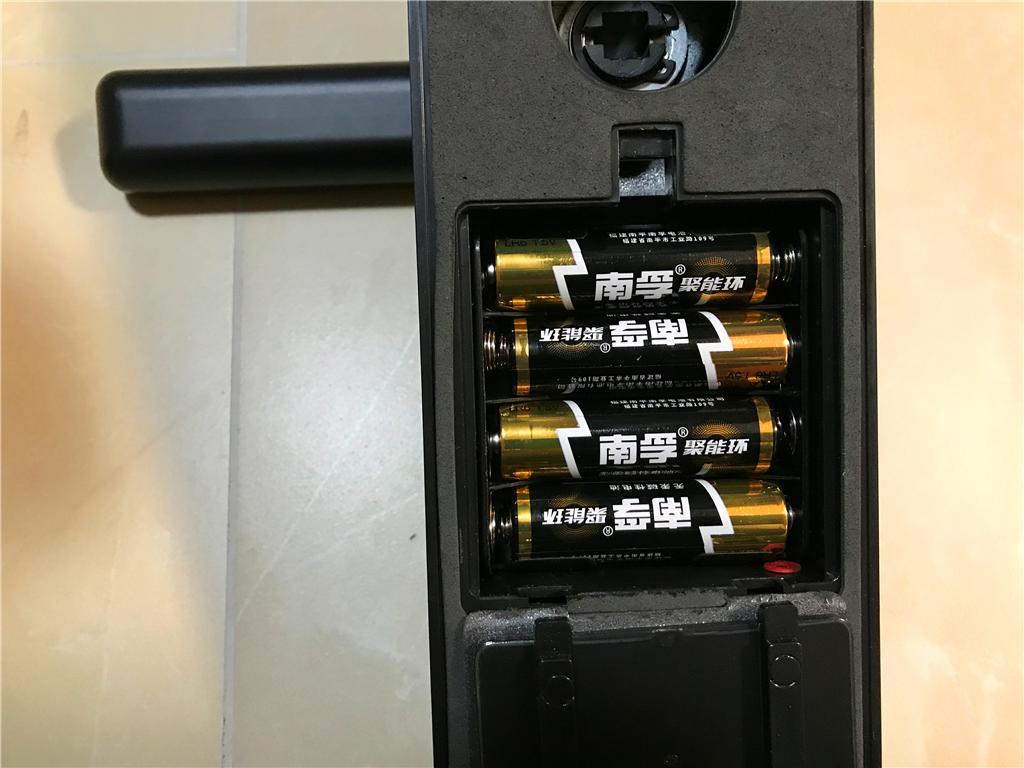 简约也是美,olax智能指纹锁