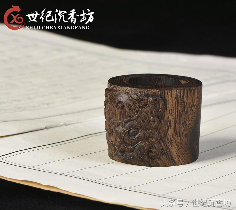 人工莺歌绿奇楠沉香,沉水老料莺歌绿奇楠沉香