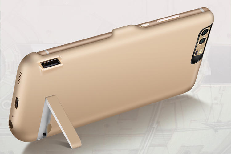 手机一饿就黑屏，还不来个充电“饱”