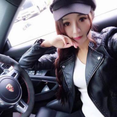 一个乳牛的牧场,为了维持牛的数量,在母牛群中放养了一只公牛