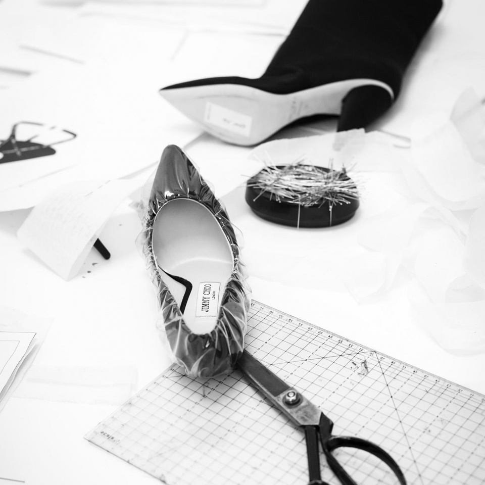 一件卫衣卖300多贵吗,一件卫衣穿两年逆袭