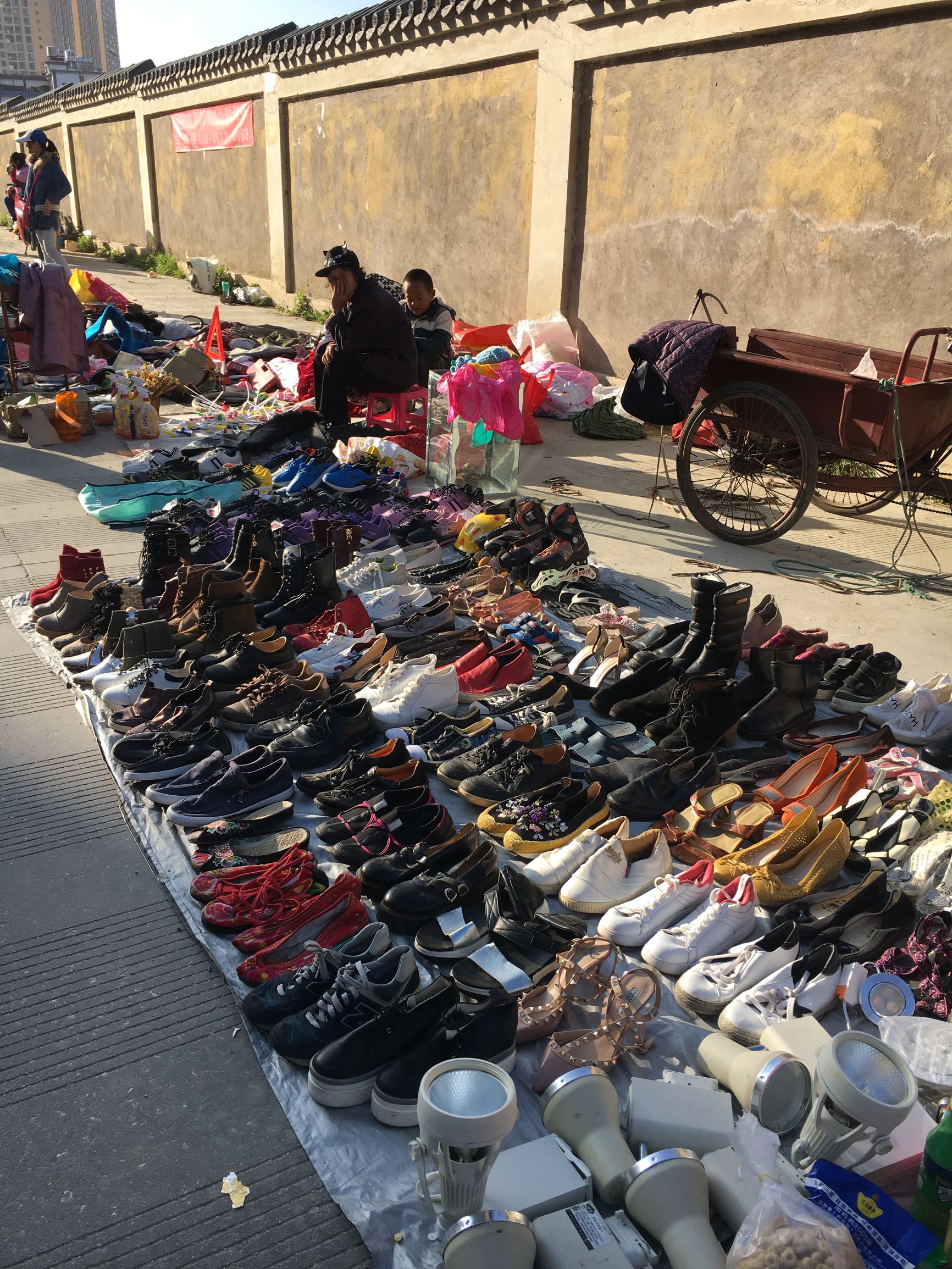 带你去看大理这些小众之地,大理二手家具旧货市场