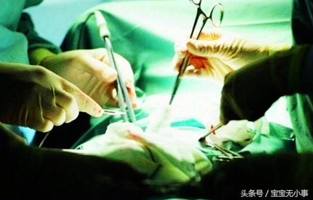 剖腹产有没有1年后怀孕生孩子的,女子剖腹产后生孩子