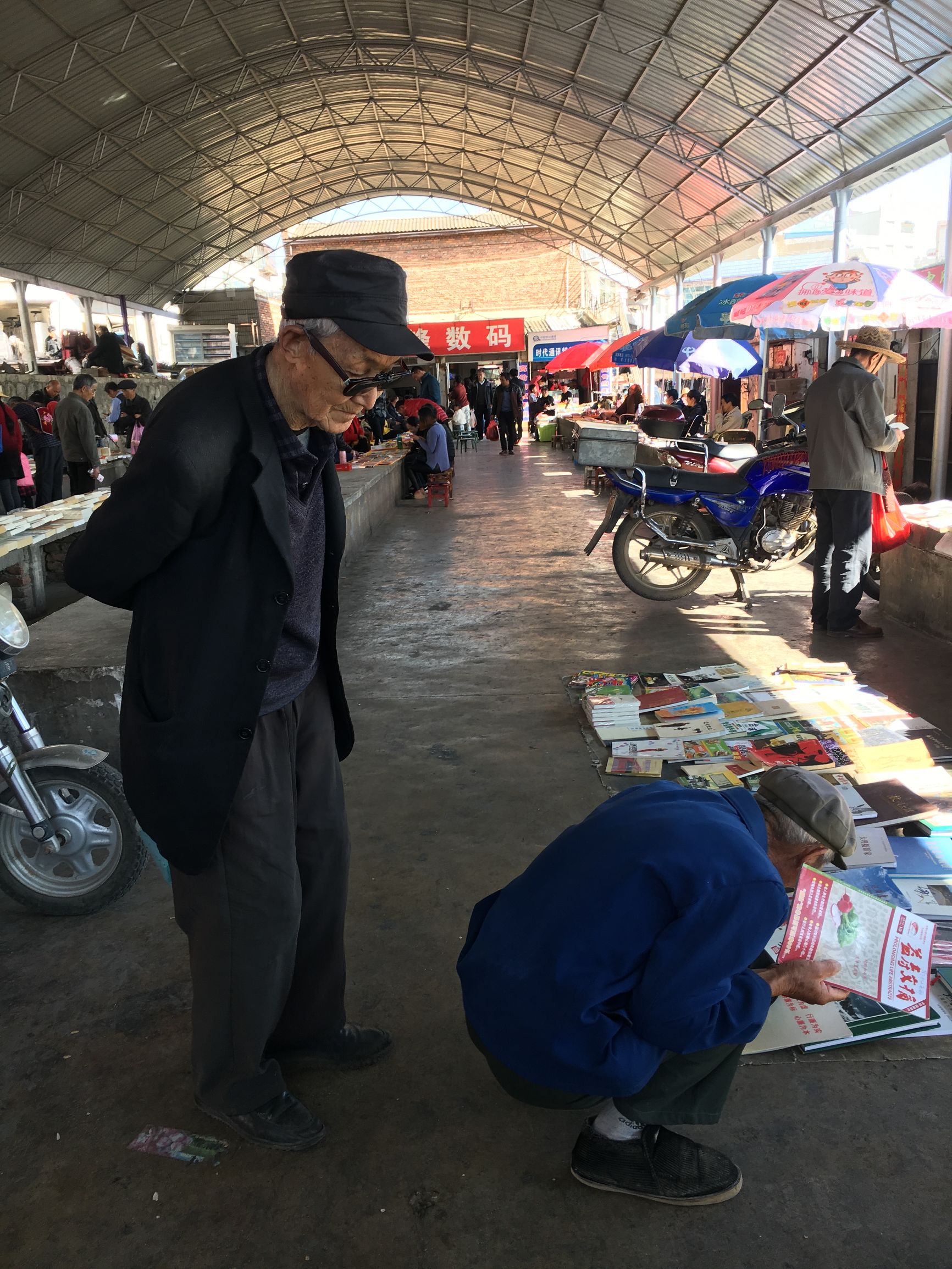 带你去看大理这些小众之地,大理二手家具旧货市场