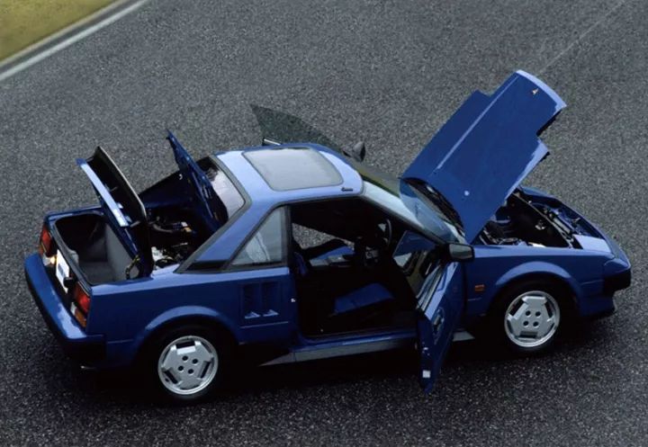 *光春**明媚｜丰田MR2生平简介