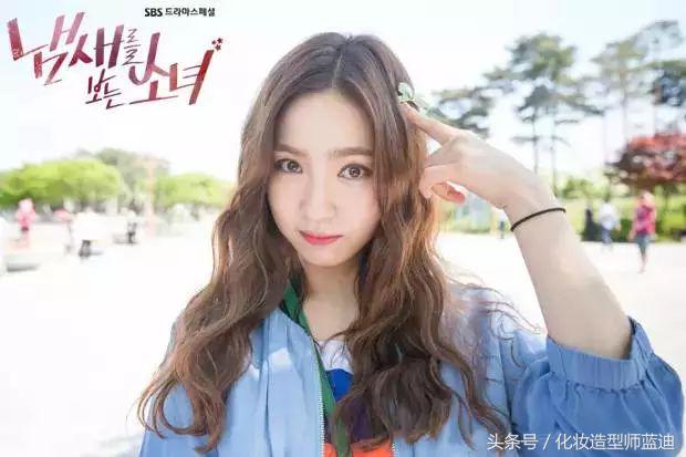 v脸发型女短发卷发,v脸适合的卷发