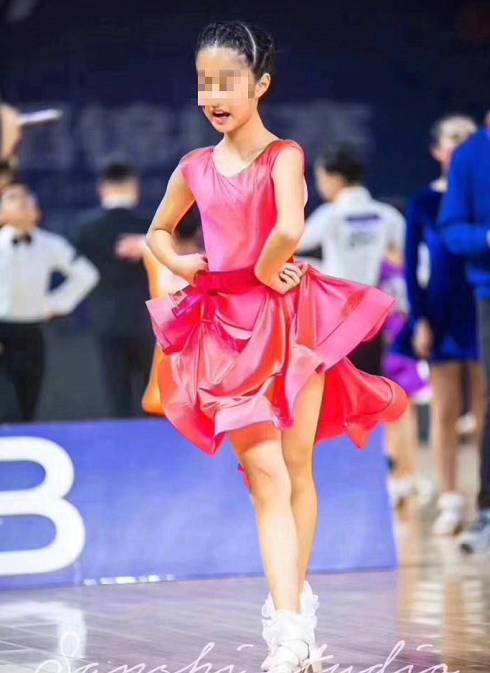 马伊琍的女儿舞蹈冠军,马伊琍最近女儿跳舞视频