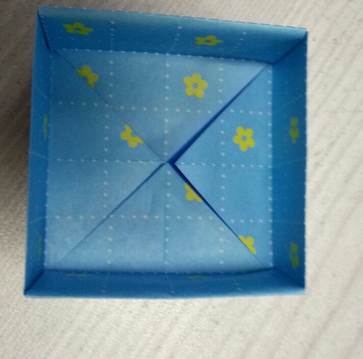 1张正方形折纸可以折什么,正方形折纸可以折什么东西