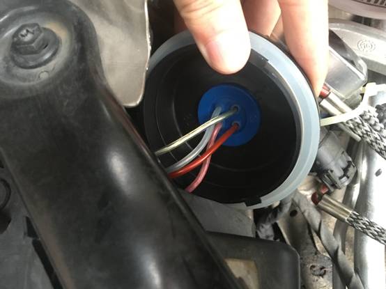 雪莱特氙气大灯安装,上班换灯泡