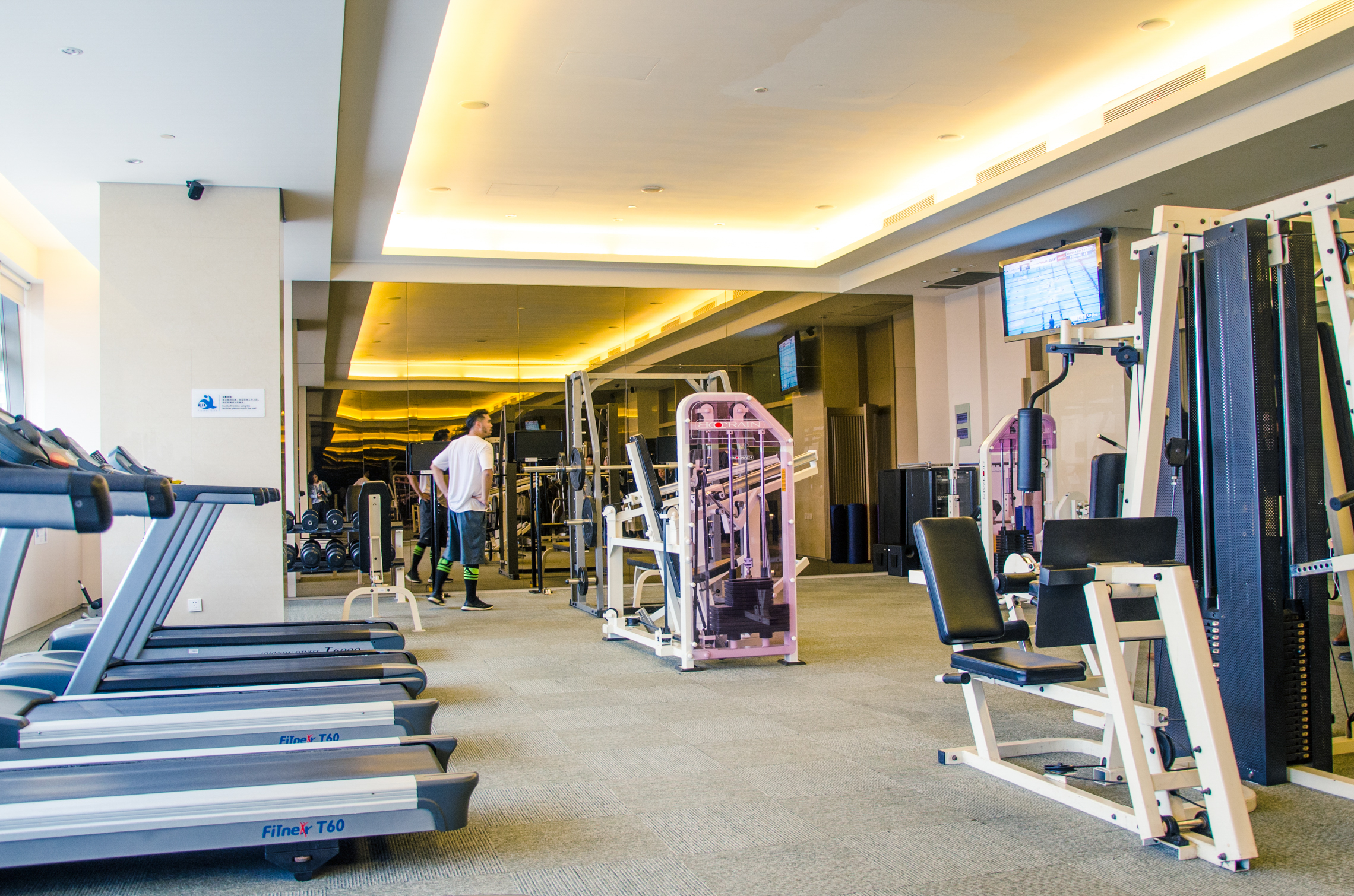 为何上海人都喜欢驱车到这吃大闸蟹，晚上还愿住在这里