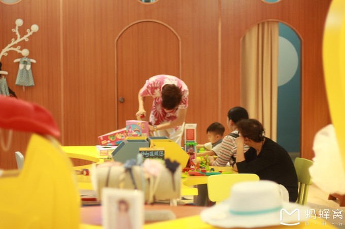 三亚旅游全攻略带孩子必玩,带小孩感受阳光与海滩