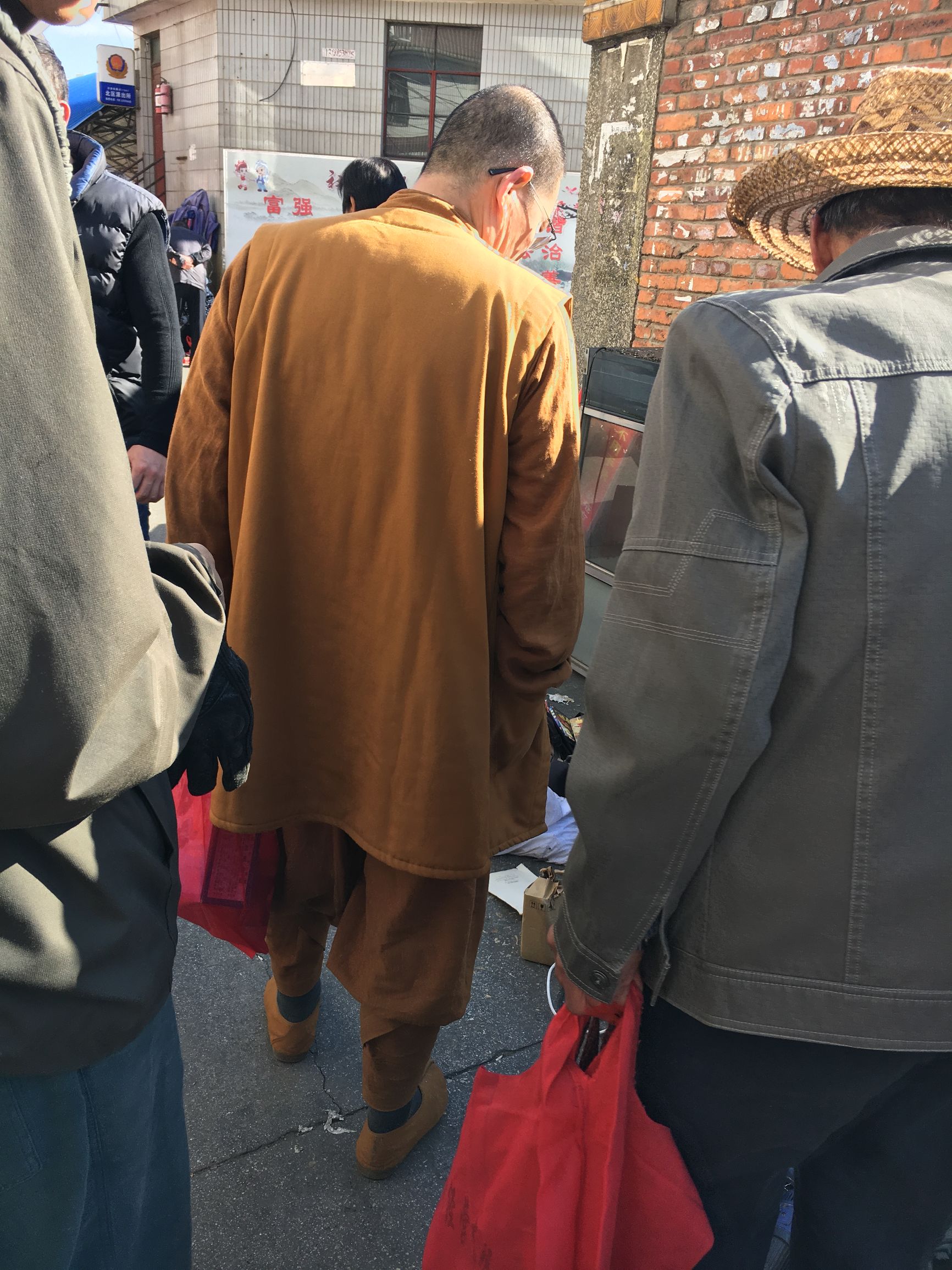 带你去看大理这些小众之地,大理二手家具旧货市场