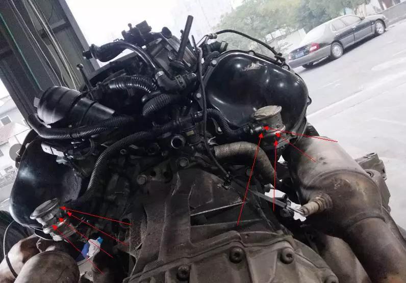 奥迪a6二次空气泵什么情况工作,奥迪a6l二次空气泵保险丝