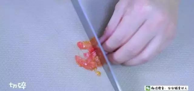 冬季简单又好吃的丸子,丸子这样做润燥还香嫩特别好吃