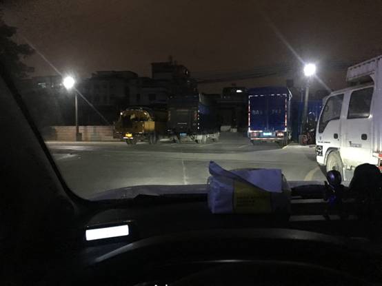 雪莱特氙气大灯安装,上班换灯泡