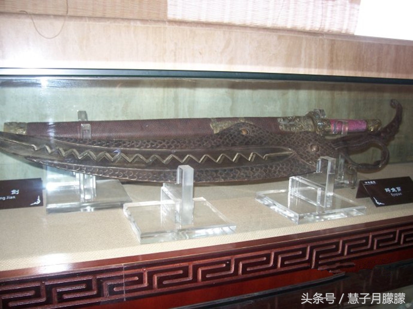 世界残猛三兵器：也门一刀毙命很猛，中国能卡夺其兵将其剪成肉块