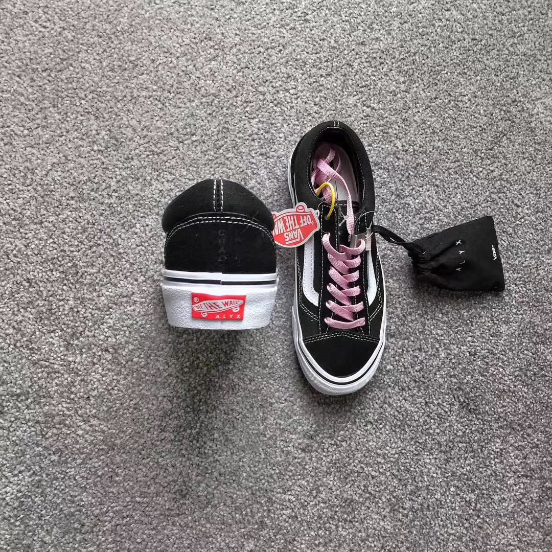 大怪兽上脚的vansvault联名,vansvaultogstyle36lx