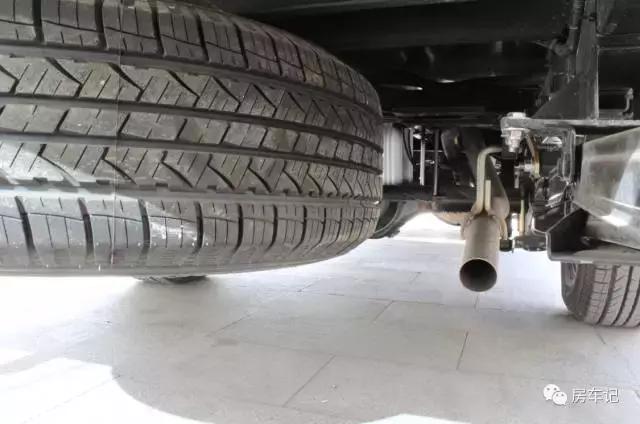 外观大气内饰很有质感,外观大气时尚内饰精致有质感