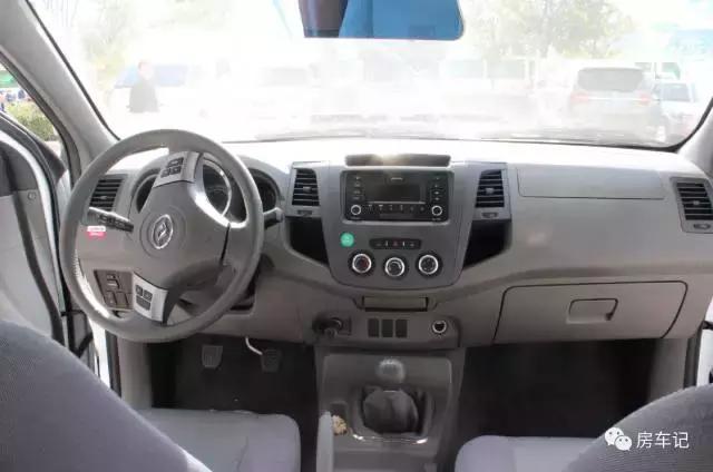 外观大气内饰很有质感,外观大气时尚内饰精致有质感