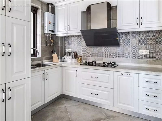 家庭装修用地板好还是地砖好,家庭装修用瓷砖好还是用地板好