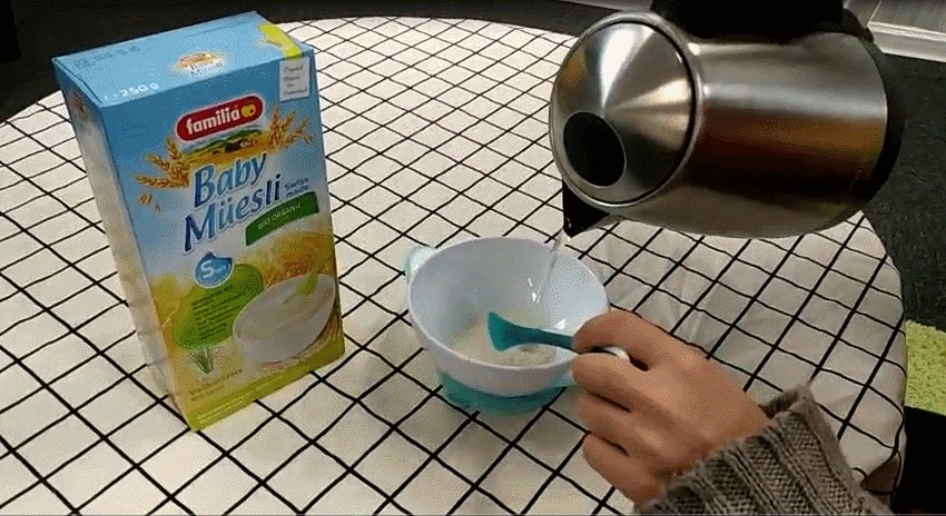 刚添辅食的宝宝米粉怎么选择,宝宝辅食怎么选合适的牌子