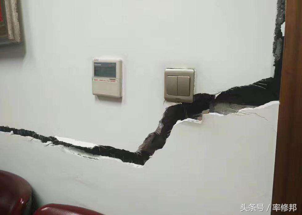 老师傅心中,墙面裂缝的解决办法及预防方法是这个