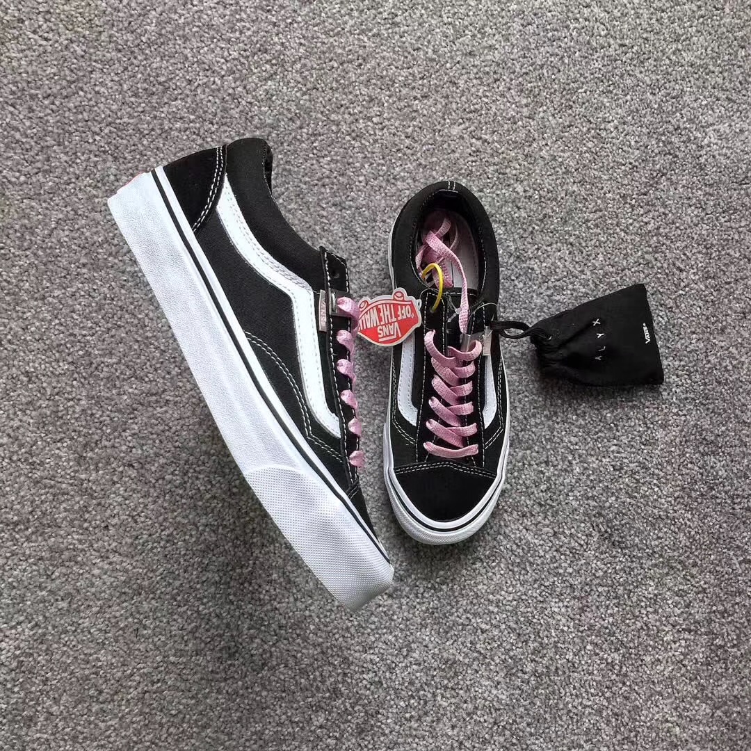 大怪兽上脚的vansvault联名,vansvaultogstyle36lx