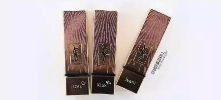 抛弃那些超级美的官方宣传图，圣诞限量还值不值得买？