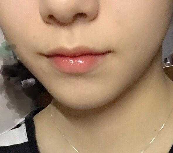 素颜适合的口红色号,深唇色适合素颜的口红