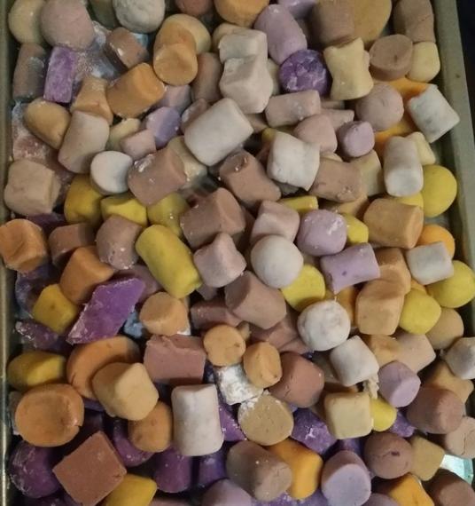 每次去店里都点一个菜吃好多米饭,糖水店芋圆哪种好吃