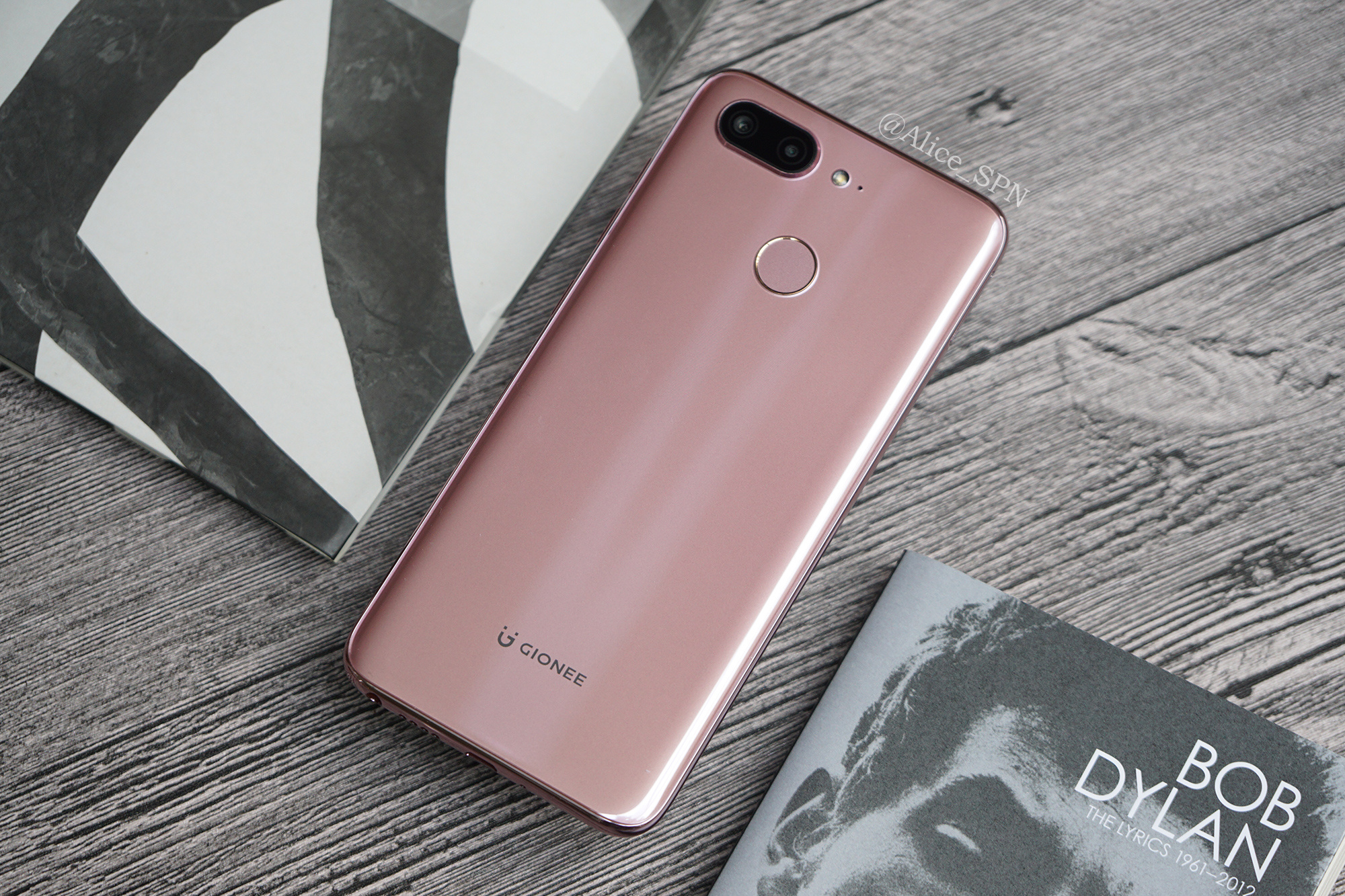 金立s11最新评测,金立s11的价格和配置