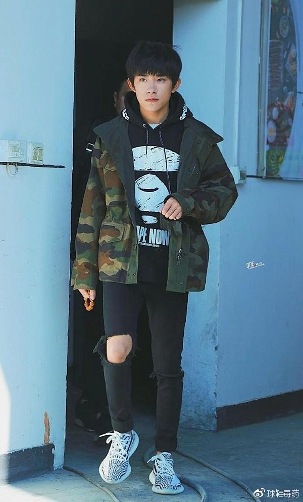易烊千玺的生日礼物18岁,易烊千玺代言的adidas新款