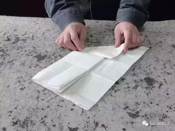 书法的折纸方法欧体,14个字的书法折纸