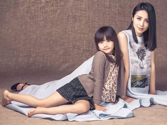 马伊琍的女儿舞蹈冠军,马伊琍最近女儿跳舞视频