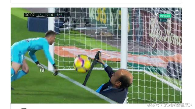 梅西被误判视频,梅西赛场上罕见生气是因为什么