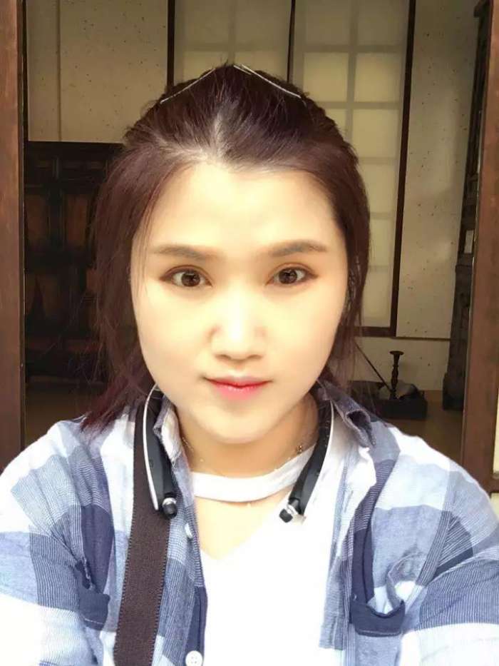 十年的线下外企营销部部长,转战线上成就千人团队。麦果大咖李享