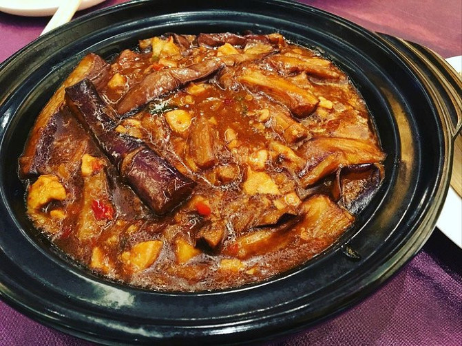 邂逅美丽椰城海口自由行攻略,海南岛自驾游摘椰子