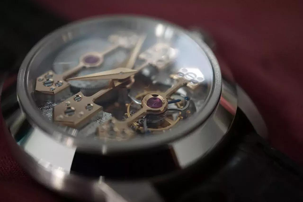 空陀飞轮好还是双陀飞轮好,瑞士陀飞轮和国产陀飞轮区别