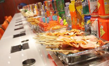 银川自助小火锅推荐,银川五月广场旋转小火锅推荐