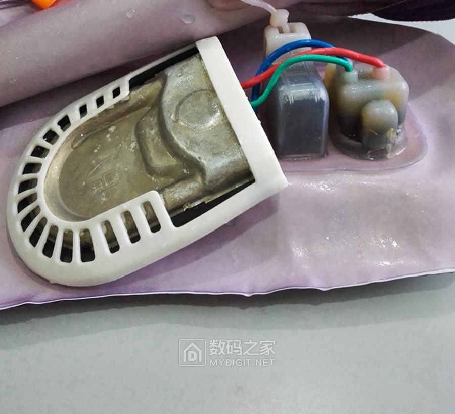 蓄水式热水袋,电热式暖水袋拆解