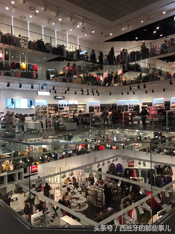 西班牙马德里黑色星期五-感觉每个人都在买买买