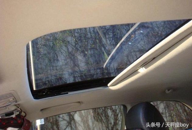 起亚双门轿跑,起亚速迈小轿跑