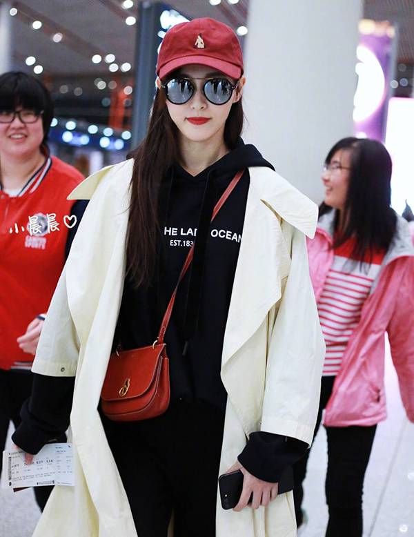 什么品牌包包火,什么牌子的包包最好看最有档次