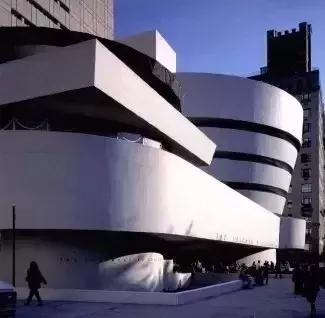 建筑大师，干私活，拐甲方老婆……却又无可替代！！