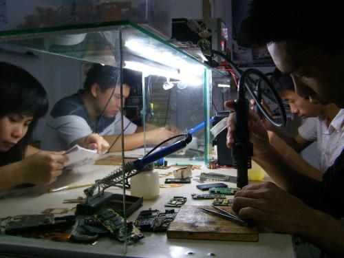 极客修手机维修怎么样,极客修手机维修培训中心