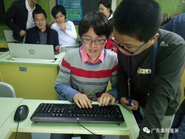 天天上学不开心？来场游戏压压惊！童程童美深圳校区感恩节游戏会