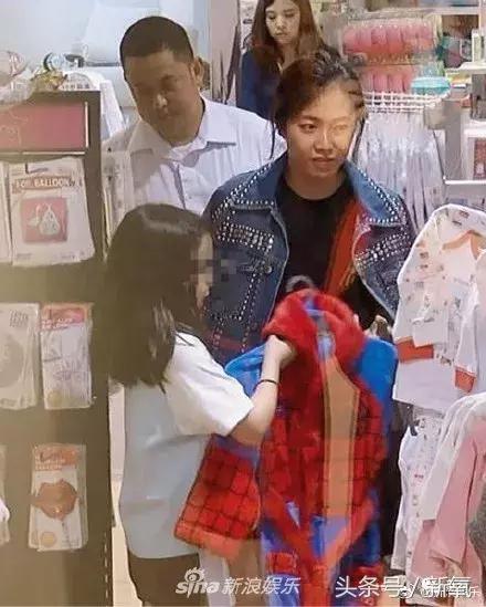 香港首富甘比是谁,香港现任女首富甘比的情商有多高