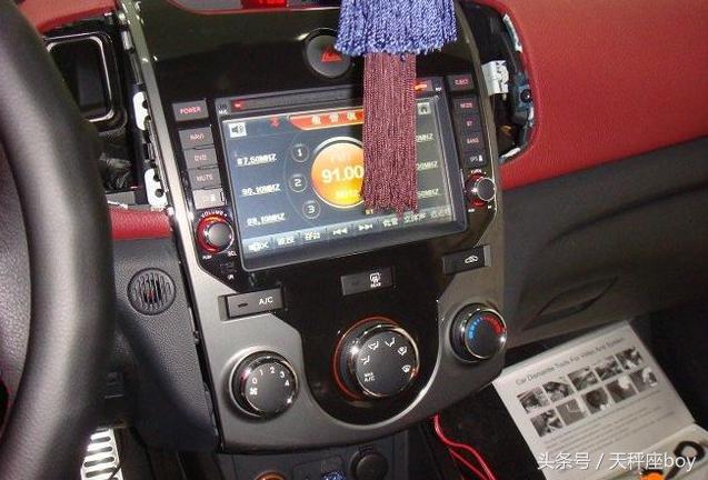 起亚双门轿跑,起亚速迈小轿跑