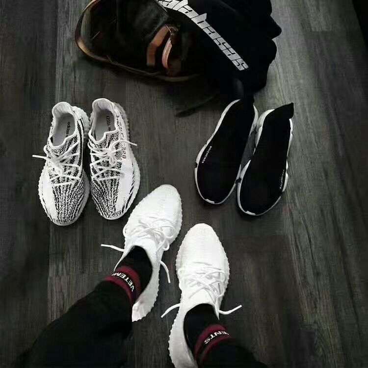 阿迪达斯椰子350白冰淇淋老款,阿迪达斯350椰子正品多少钱